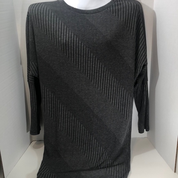 Embrace Los Angeles Women's Top with strappy back. Gray Size L - Picture 1 of 7